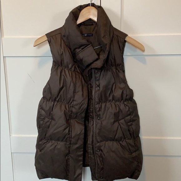 Gap brown puffer vest - Picture 1 of 3